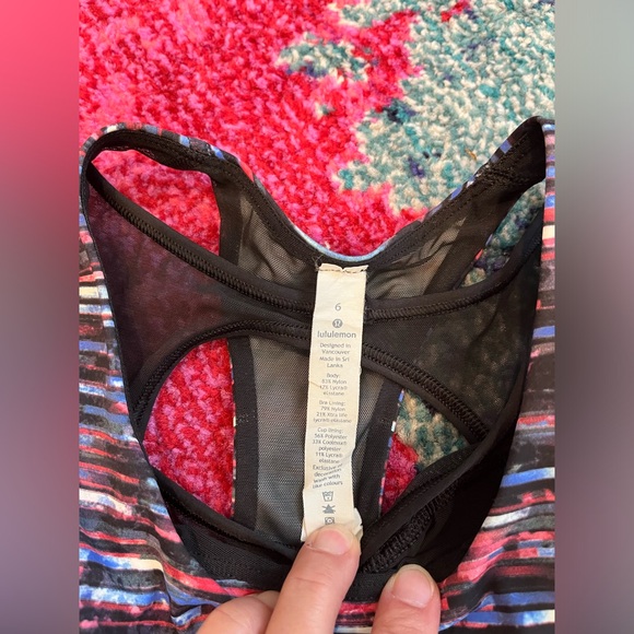 Lululemon Break Free Cropped Tank Size 6 - Picture 4 of 10